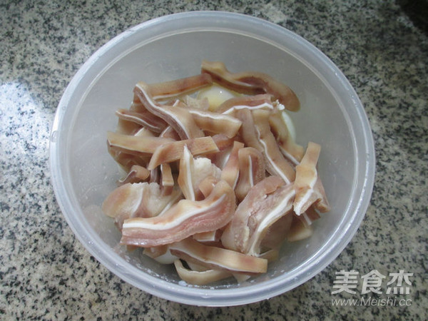 Pork Ears and Quail Eggs recipe