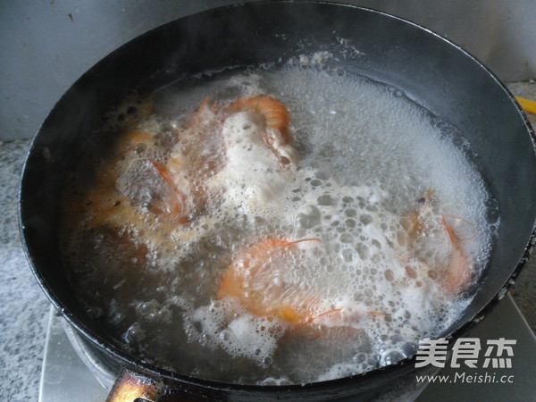 Fried Noodles with Shrimp recipe