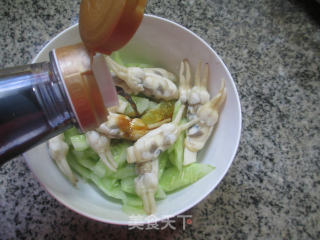 Razor Clams Mixed with Cucumber recipe