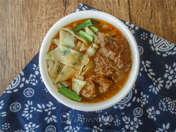 Tomato Beef Leek Noodle recipe