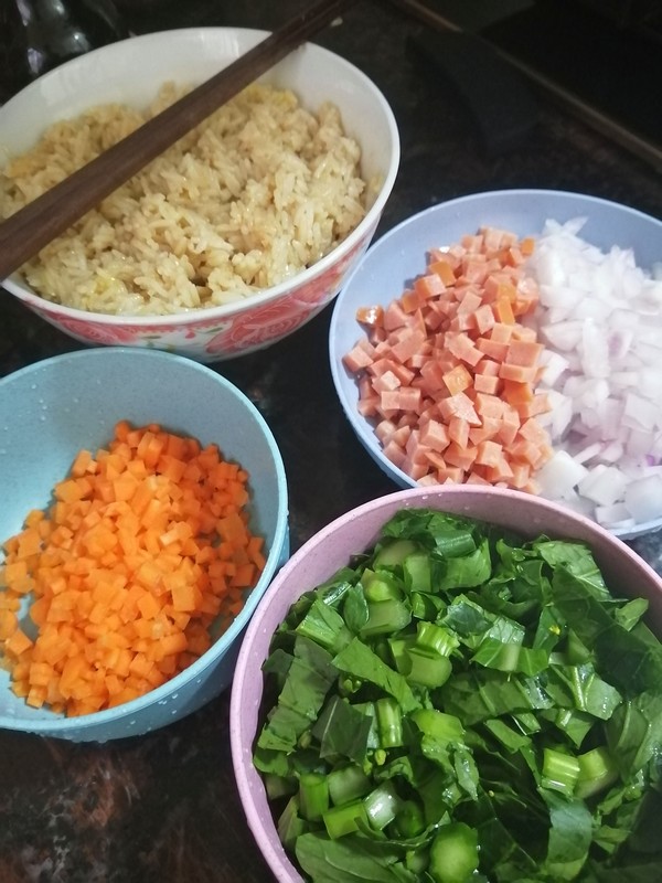 Dinner for One Person~~ Fried Rice with Mixed Vegetables recipe