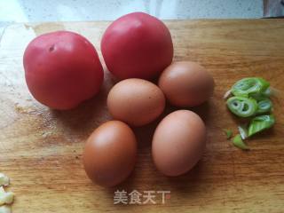 Scrambled Eggs with Tomatoes recipe