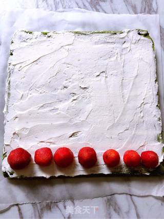 #the 4th Baking Contest and is Love to Eat Festival# Matcha Strawberry Cake Roll recipe