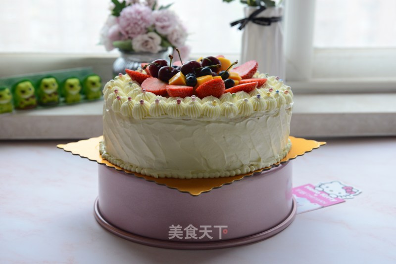 10-inch Decorative Cream Birthday Cake recipe