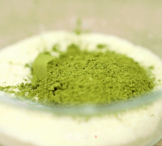 Matcha Snow Crisp recipe