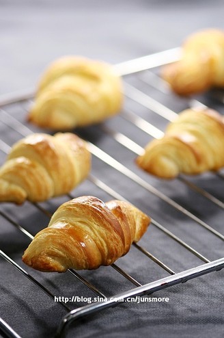 Mini Croissant recipe