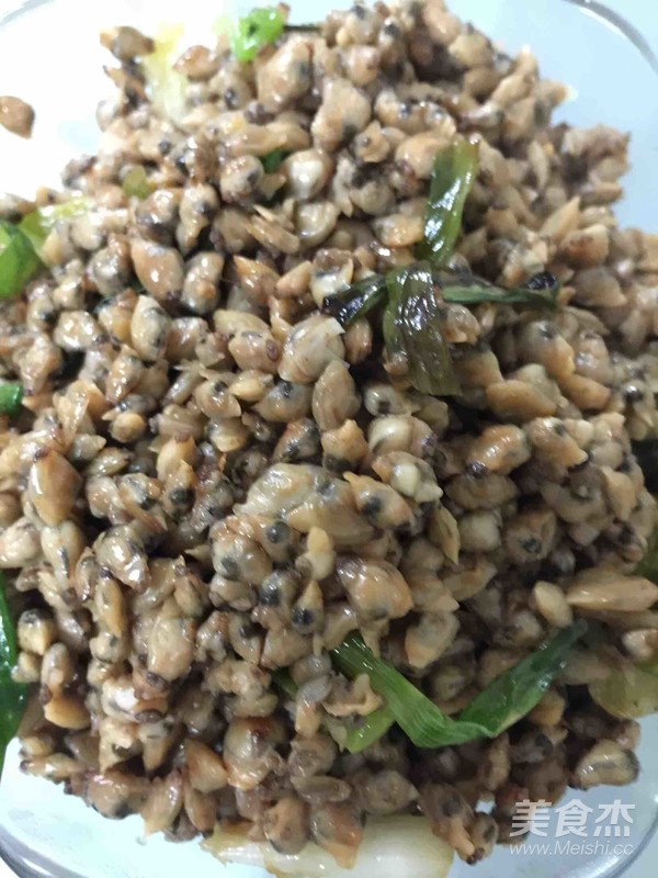 Fried Sea Melon Seeds with Green Onions recipe