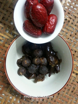 Myth of Beauty--stewed Longan with American Ginseng, Chinese Wolfberry and Red Date Soup recipe