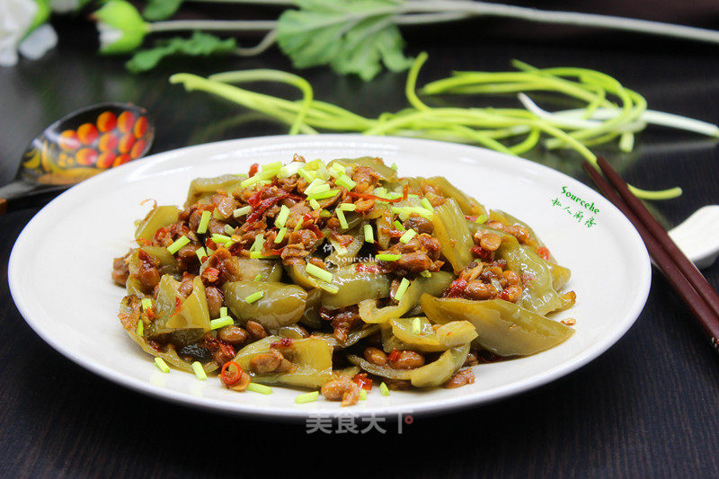 Stir-fried Laba Beans with Sour Chili recipe