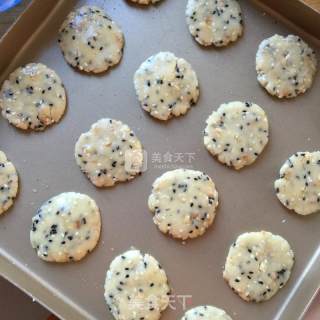 Crispy Sesame Walnut Crisp recipe