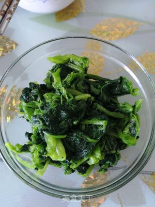 Spinach with Sesame Sauce recipe