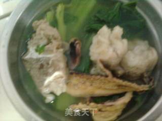 Big Mustard Green Cuttlefish Dried Pork Bone Soup recipe