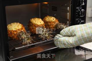 Pineapple Assorted Baked Rice-slashing is A Symphony recipe