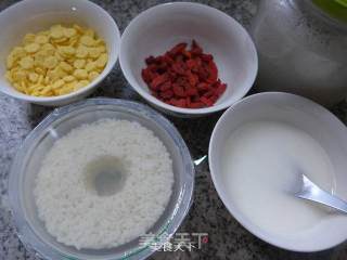 Chinese Wolfberry Corn Flakes and Wine Stuffed Soup recipe