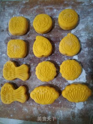 Pumpkin Sugar Man Mooncakes recipe