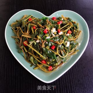 Stir-fried Wild Vegetables with Garlic recipe