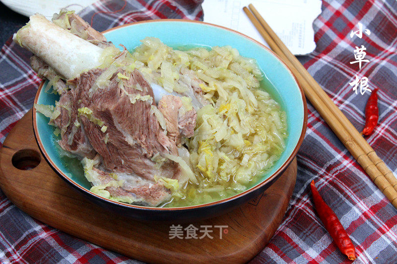 Northeast Sauerkraut Stewed Big Bone recipe