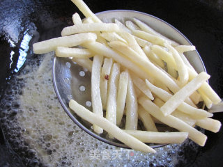 Six Steps to Make Delicious French Fries recipe