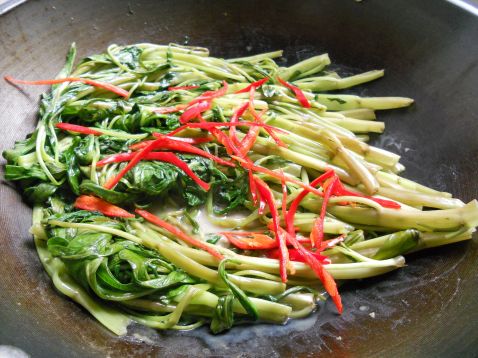 Fresh Shredded Fermented Bean Curd and Water Spinach recipe