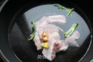Mushroom and Yam Spare Ribs Health Soup recipe