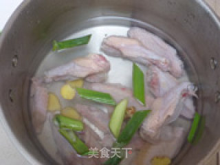 Pot Chicken Wings with Red Dates recipe