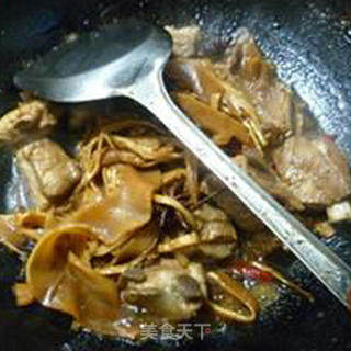 Braised Pork Ribs with Bamboo Shoots recipe