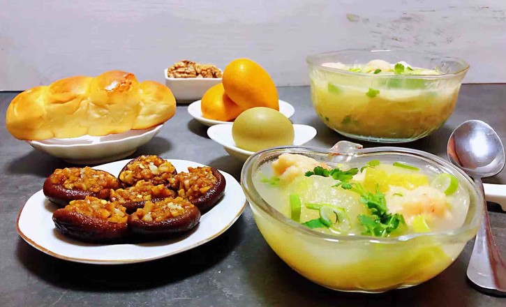 Shrimp, Winter Melon and Enoki Mushroom Soup recipe