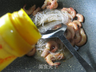 Fried Vermicelli with Sea Shrimp recipe