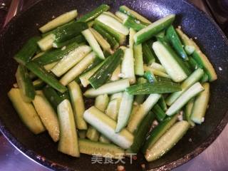 Fried Chicken Fillet with Cucumber recipe