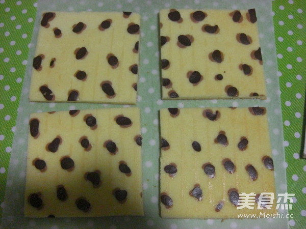 Leopard Print Tokyo Banana Roll recipe