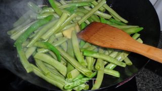 Home Cooking-kidney Beans and Potatoes Braised Pork Ribs recipe