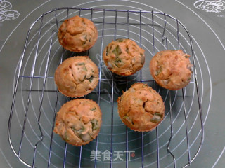 Roasted Sesame Instant Noodle Muffin recipe