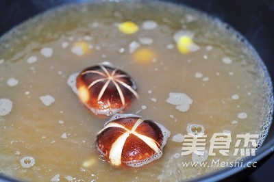 Bonito Konjac Noodle Soup recipe