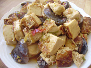 【winter Lettuce】fried Tofu with Mushrooms recipe