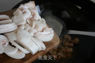 Stir-fried Pork with Mushroom recipe