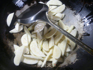 Fried Beef Slices with Sauerkraut and White Rice recipe