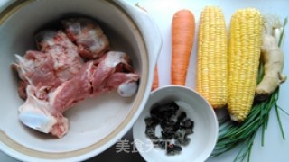 Corn Fungus Big Bone Soup recipe