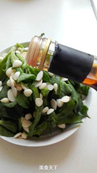 Red Wine Vinegar with Ice Grass recipe