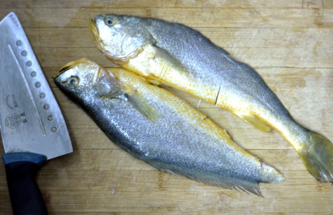 Pan Fried Yellow Croaker recipe