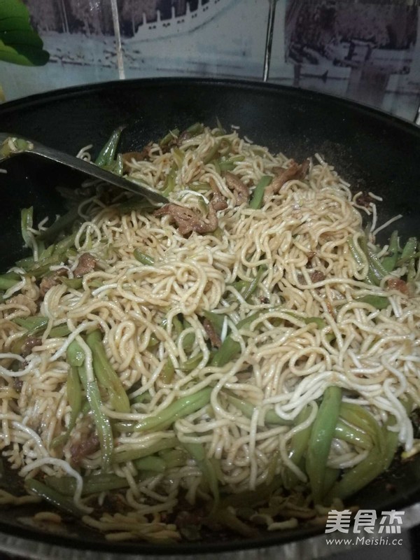 Simple and Easy to Learn Less Oil Version of Braised Noodles recipe