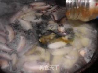 Yam, Mushroom, Sea Fungus Soup recipe