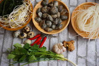 Flower Krabi Noodles recipe