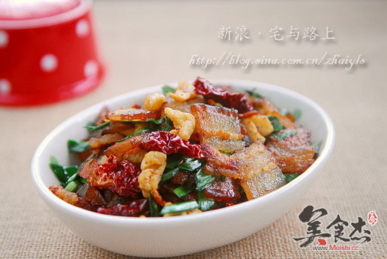 Stir-fried Bacon with Dried Radish recipe