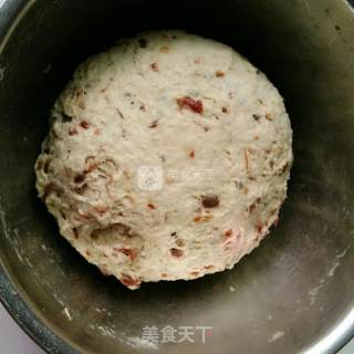 Brown Sugar Longan Soft European Bread recipe