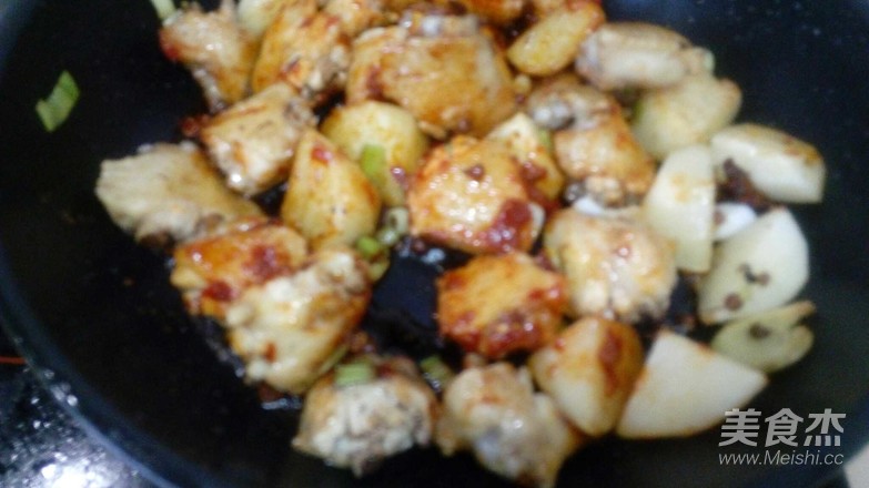 Spicy Chicken Wing Potatoes recipe