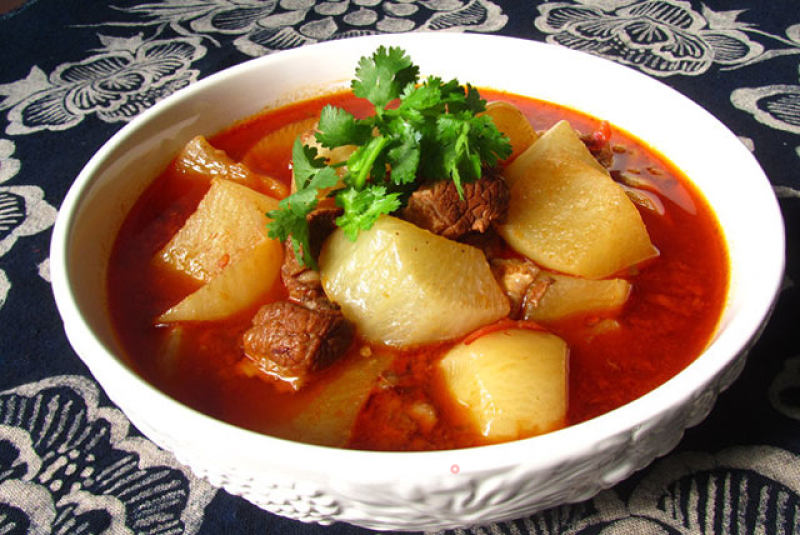 Beef Brisket Stewed with Radish recipe