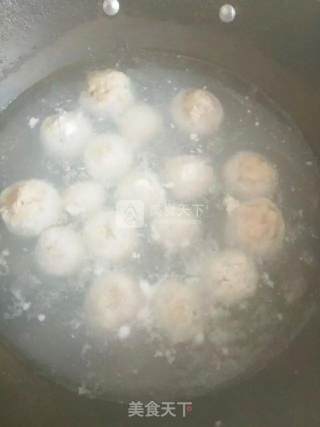 Produced by Huang Huang [q-bomb and Smooth Fish Balls] recipe