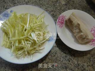 Stir-fried Pork Belly with Leek Sprouts recipe