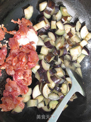 Ten Minutes Quick Hand Dishes—homemade Roast Pork with Diced Tomatoes recipe