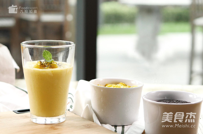 Summer Mango Smoothie recipe